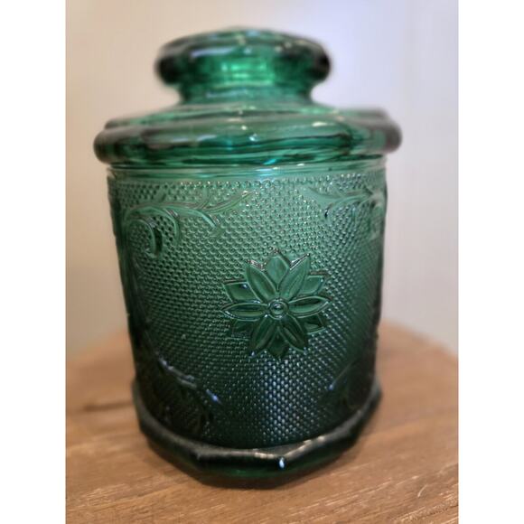 Vintage Indiana Glass Sandwich Spruce Green Canister 7.5" This Is A Rare Piece - Picture 1 of 10